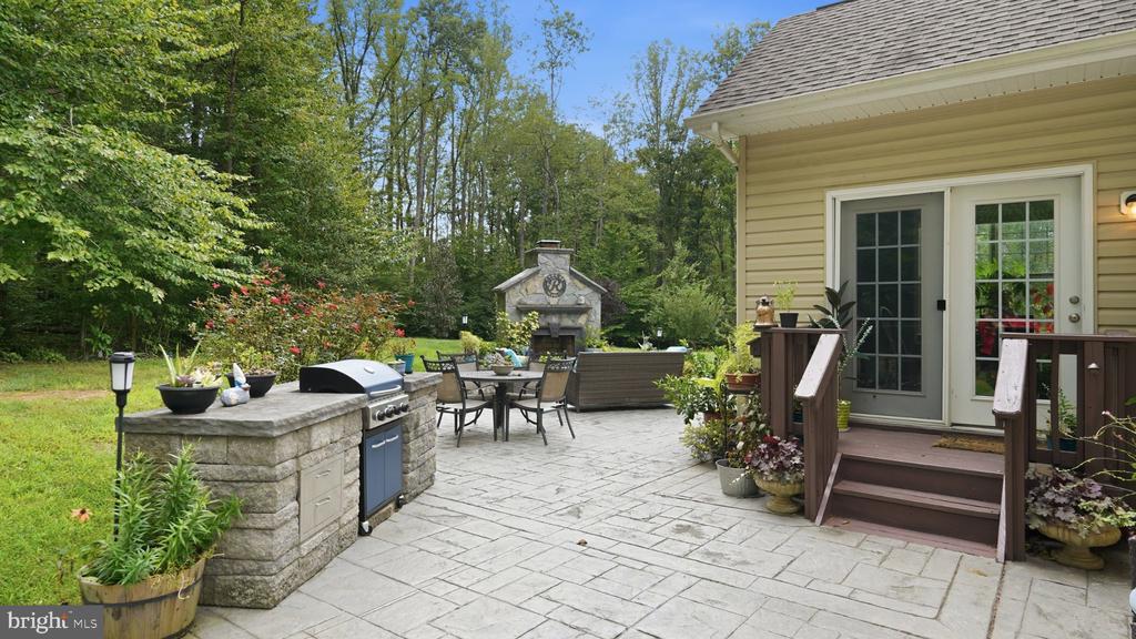 611 HORNBEAM COURT