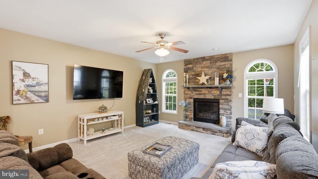 611 HORNBEAM COURT