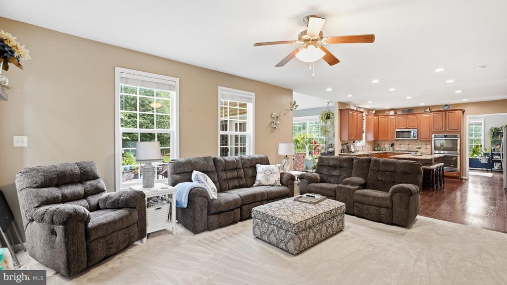 611 HORNBEAM COURT