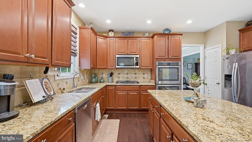 611 HORNBEAM COURT