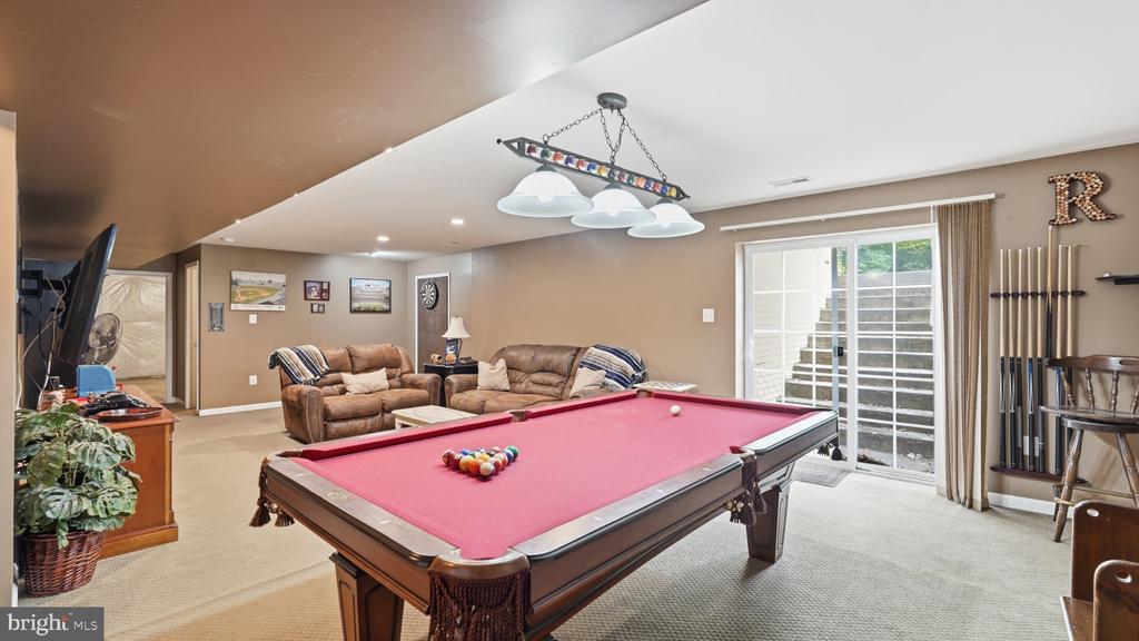 611 HORNBEAM COURT
