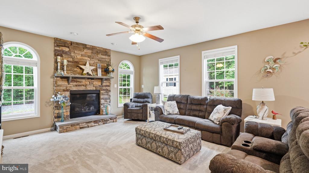 611 HORNBEAM COURT
