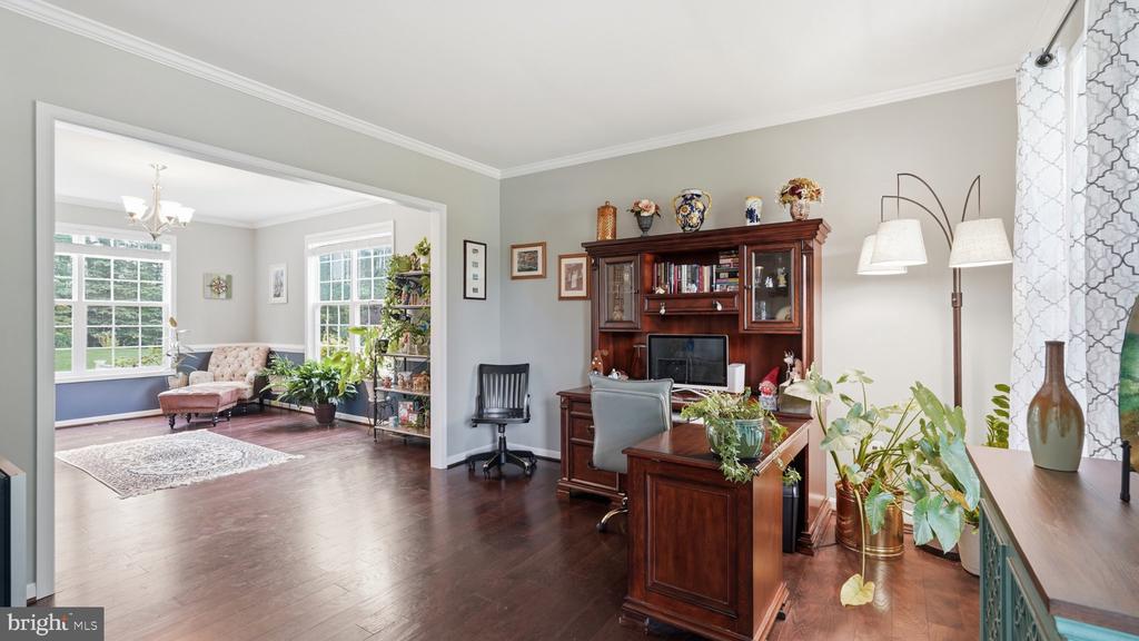 611 HORNBEAM COURT