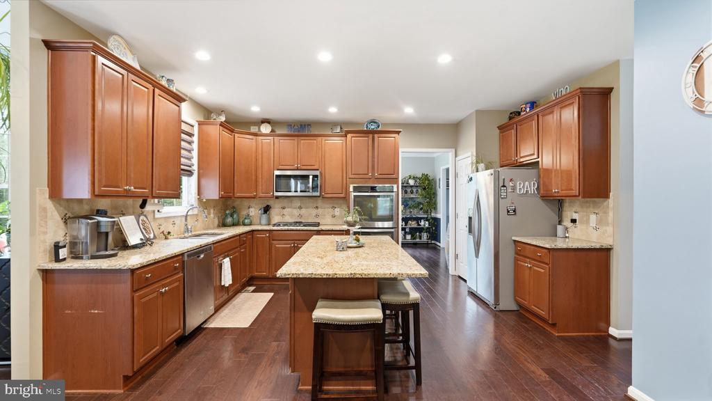 611 HORNBEAM COURT