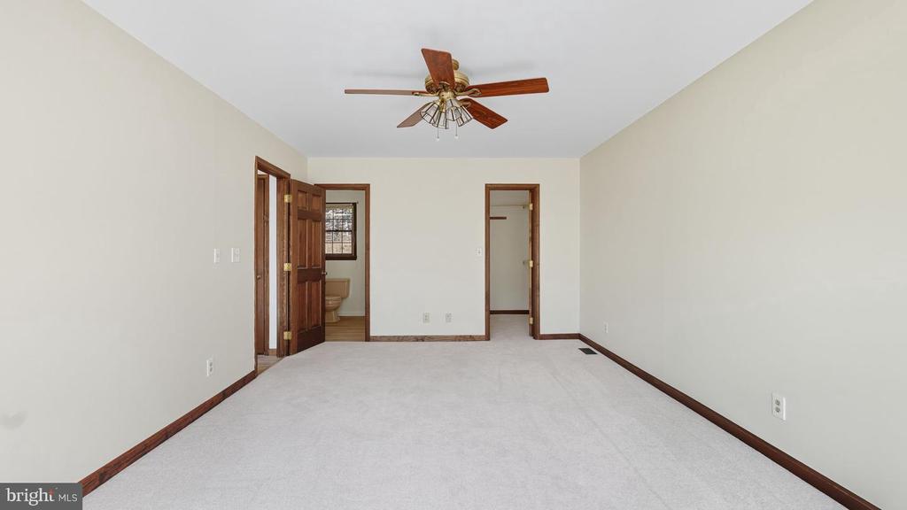 2425 HARPOON DRIVE