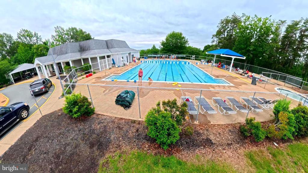 2425 HARPOON DRIVE