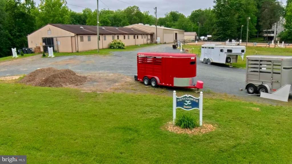 2425 HARPOON DRIVE