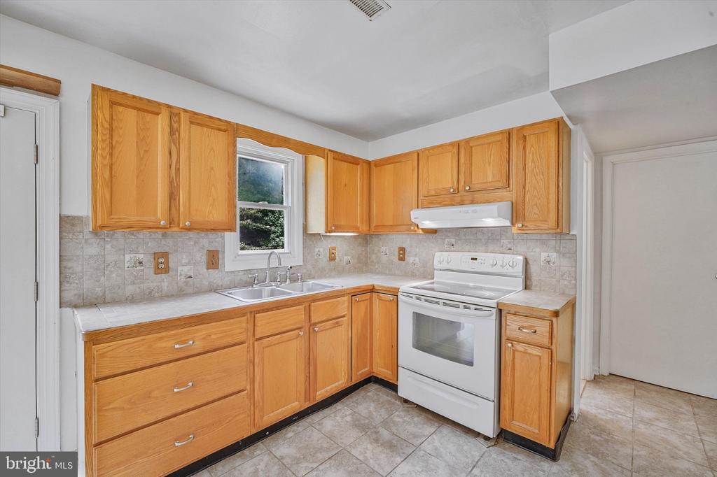 25 WILLOW BRANCH PLACE