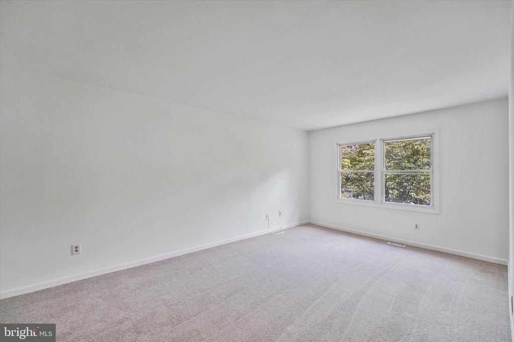 25 WILLOW BRANCH PLACE