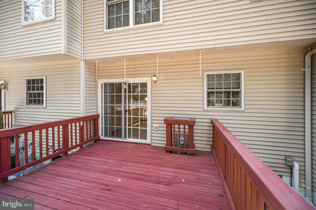 605 GALWAY LANE