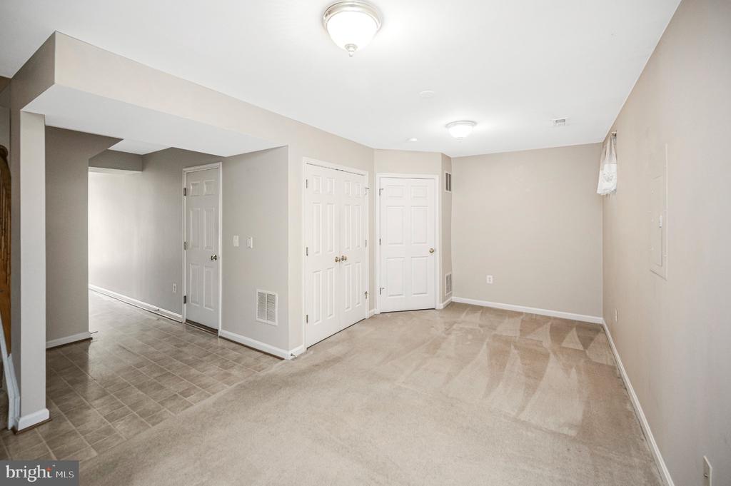 605 GALWAY LANE