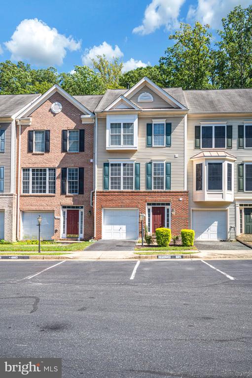 605 GALWAY LANE