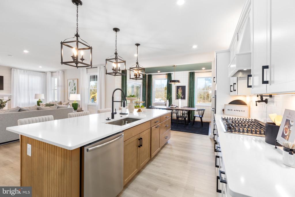 2214 KAREN TERRACE