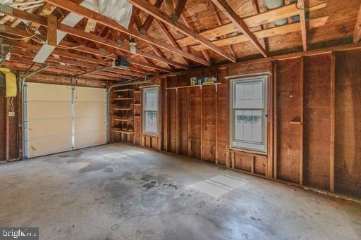 428 INGLESIDE DRIVE