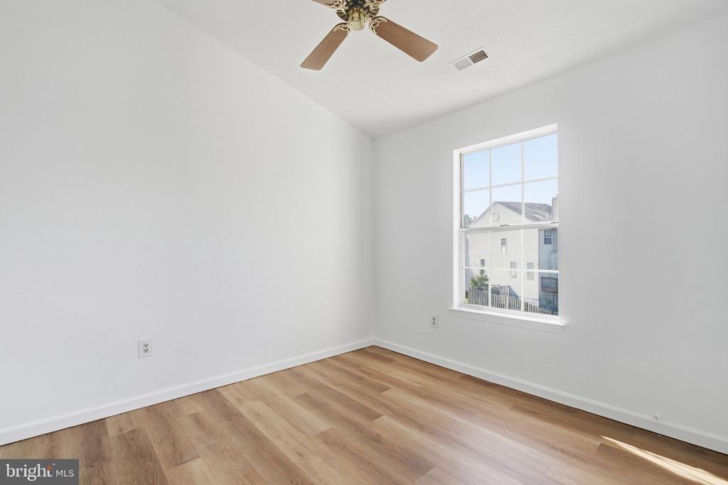 104 STAFFORD GLEN COURT