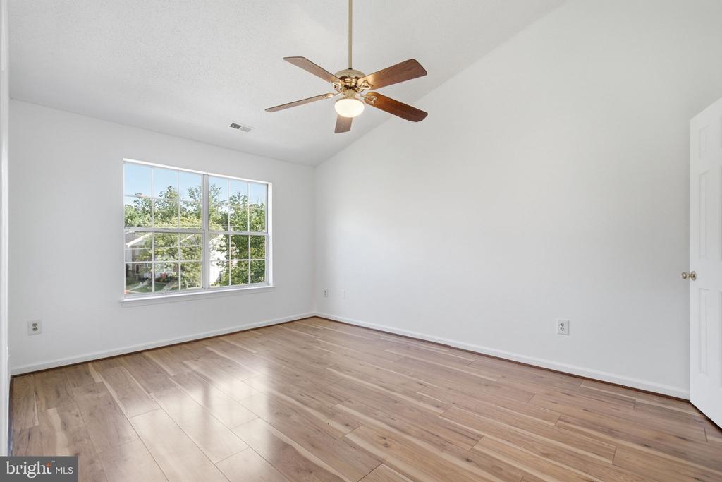104 STAFFORD GLEN COURT