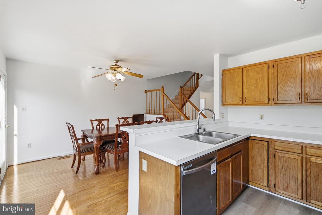 104 STAFFORD GLEN COURT