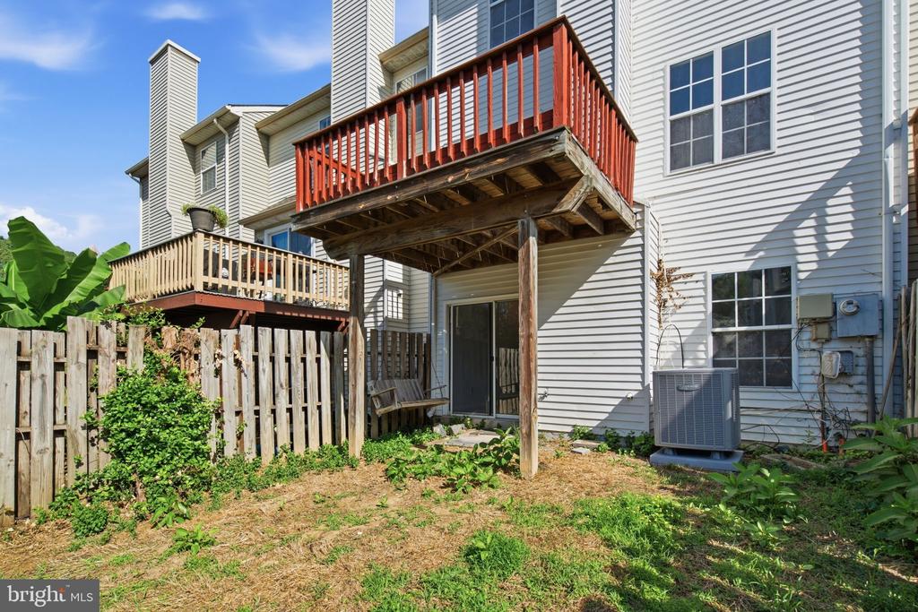 104 STAFFORD GLEN COURT