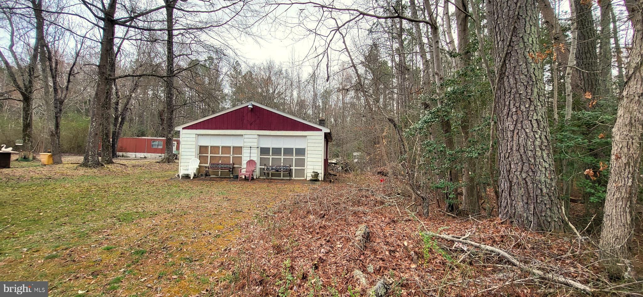2895 POMONA ROAD