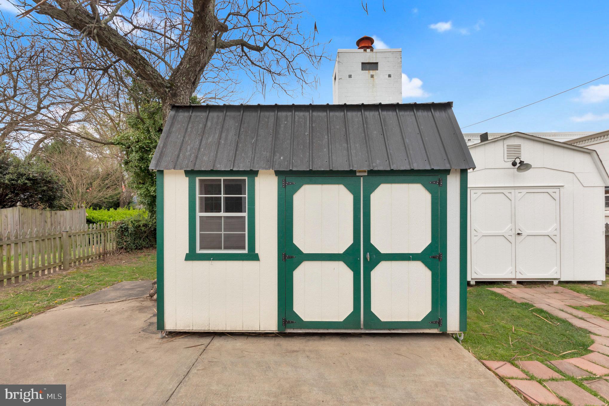 412 DOUGLAS AVENUE