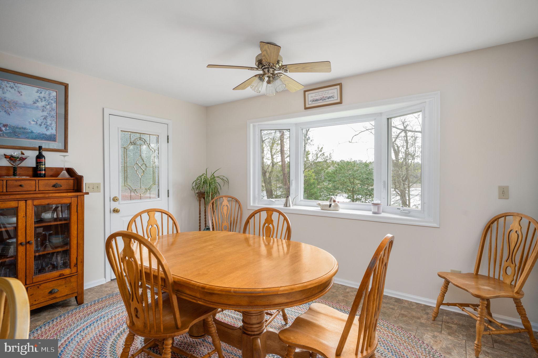 444 SWAN POINT LANE