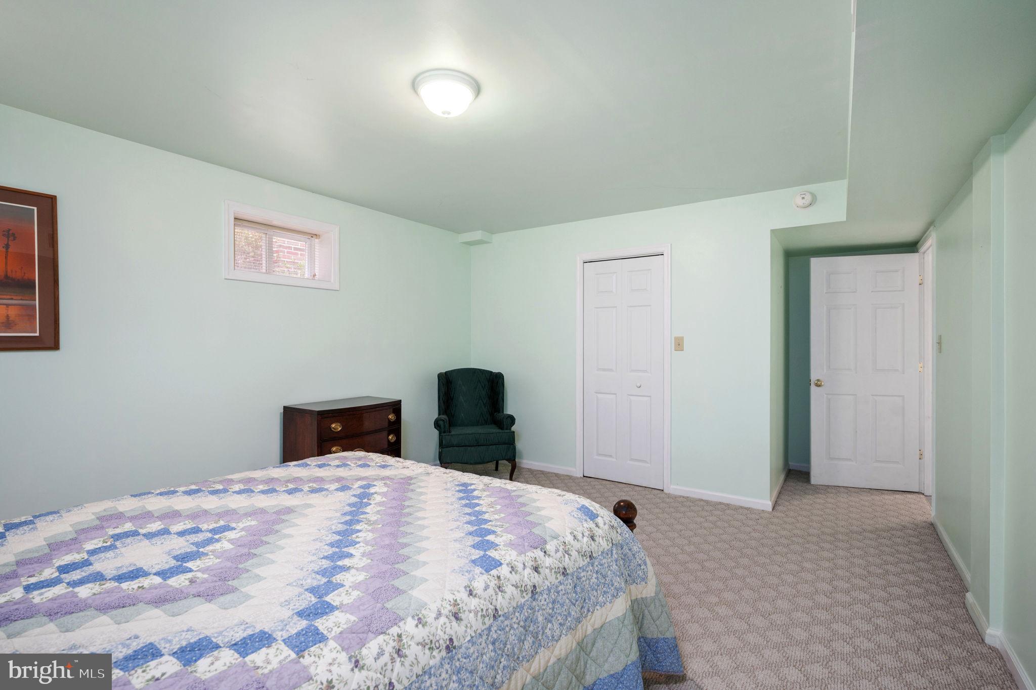 444 SWAN POINT LANE