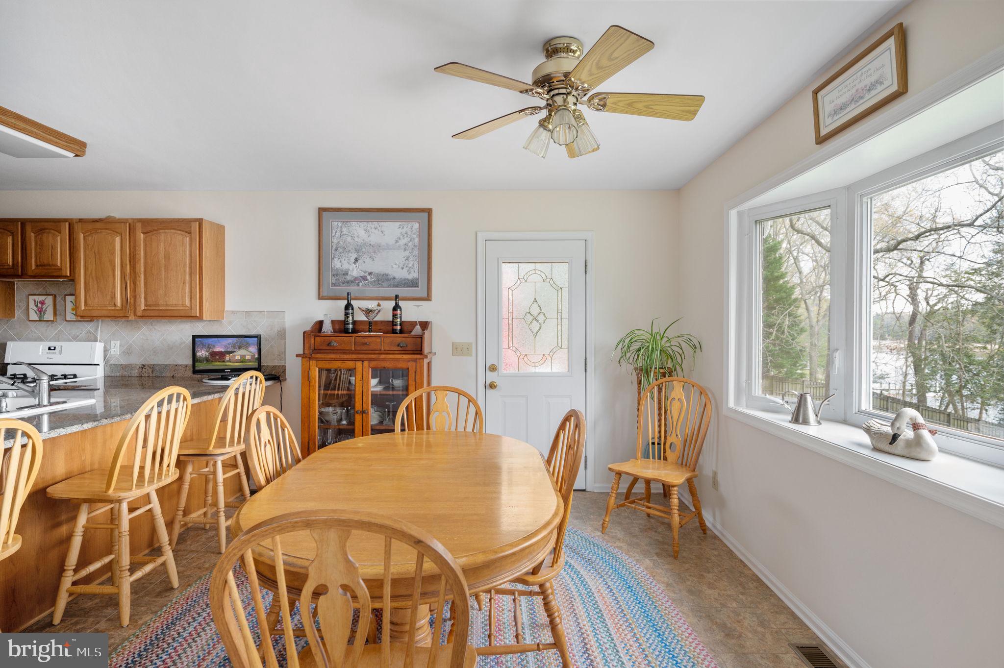444 SWAN POINT LANE