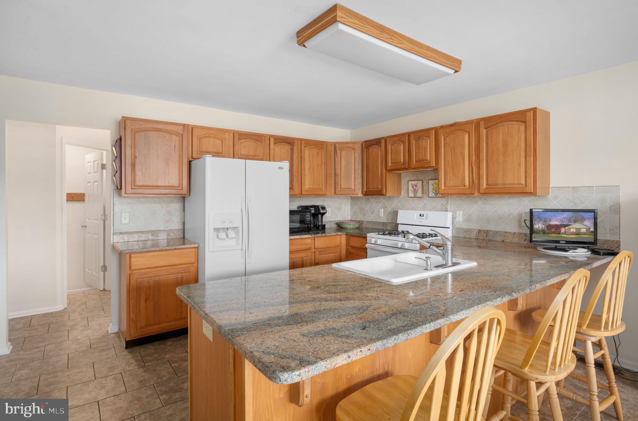 444 SWAN POINT LANE