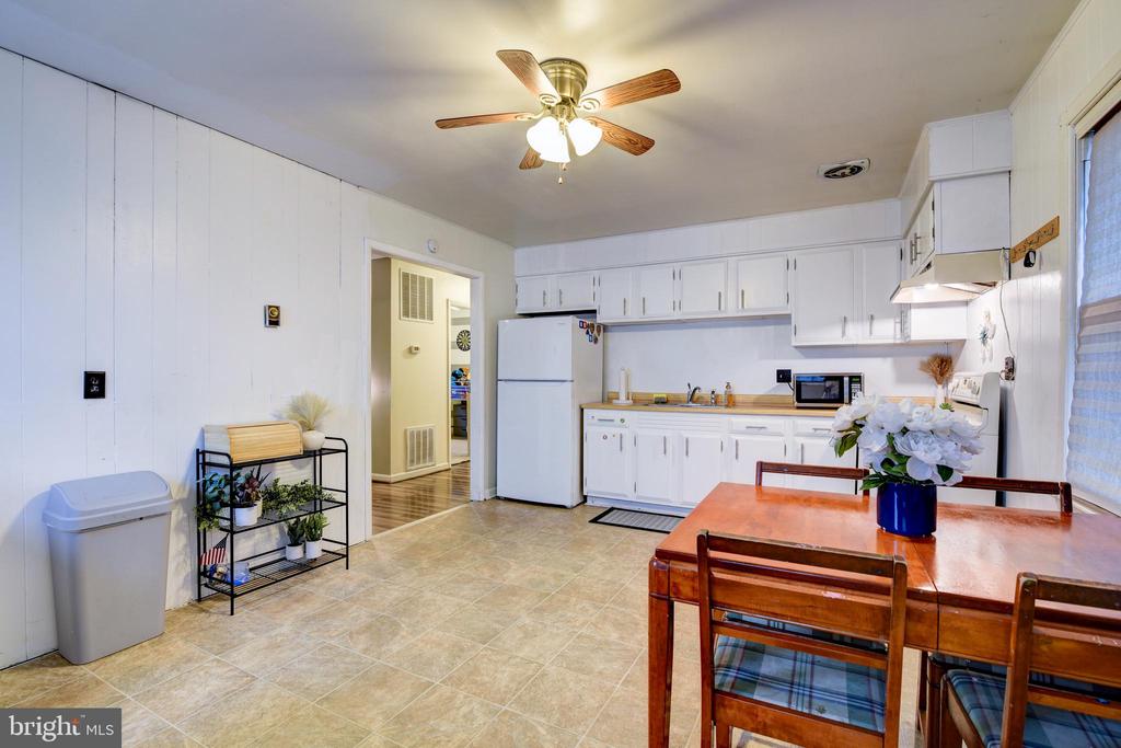 1119 MCKINNEY BLVD