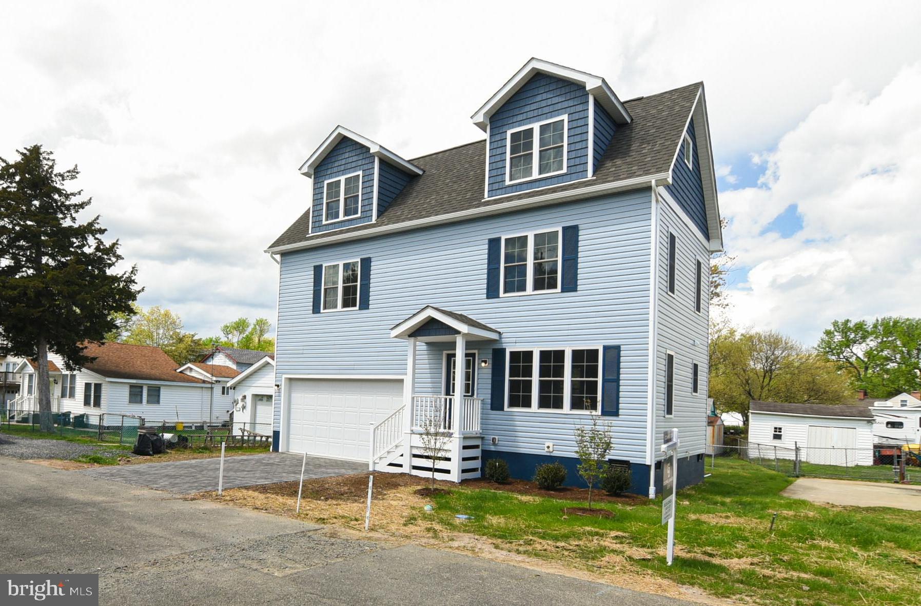 211 HAMILTON STREET
