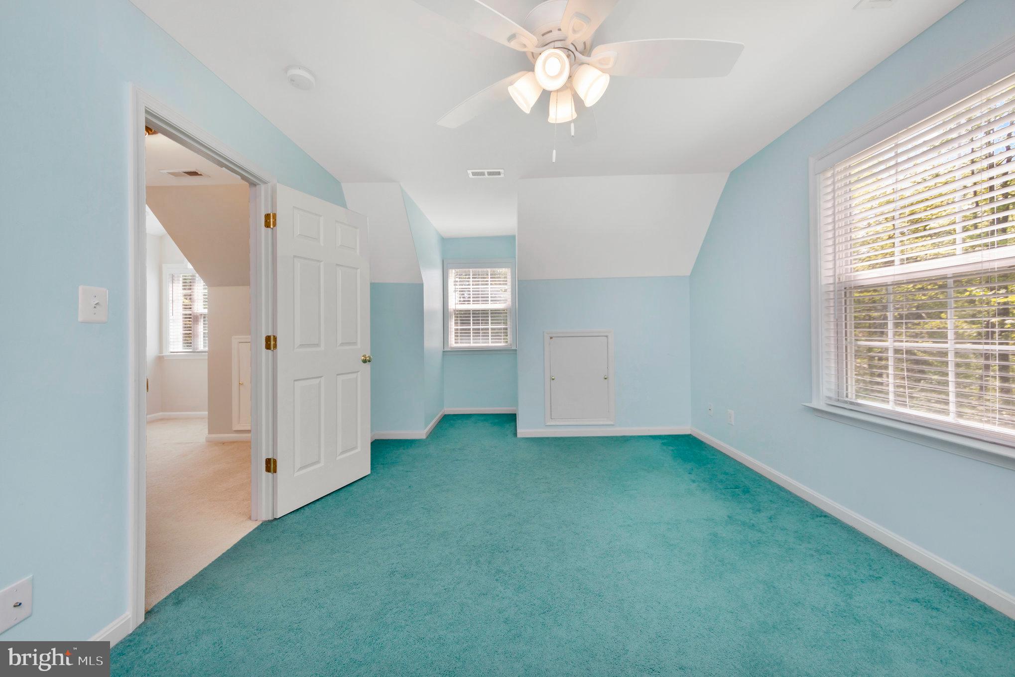 1341 HOLLY VISTA DRIVE