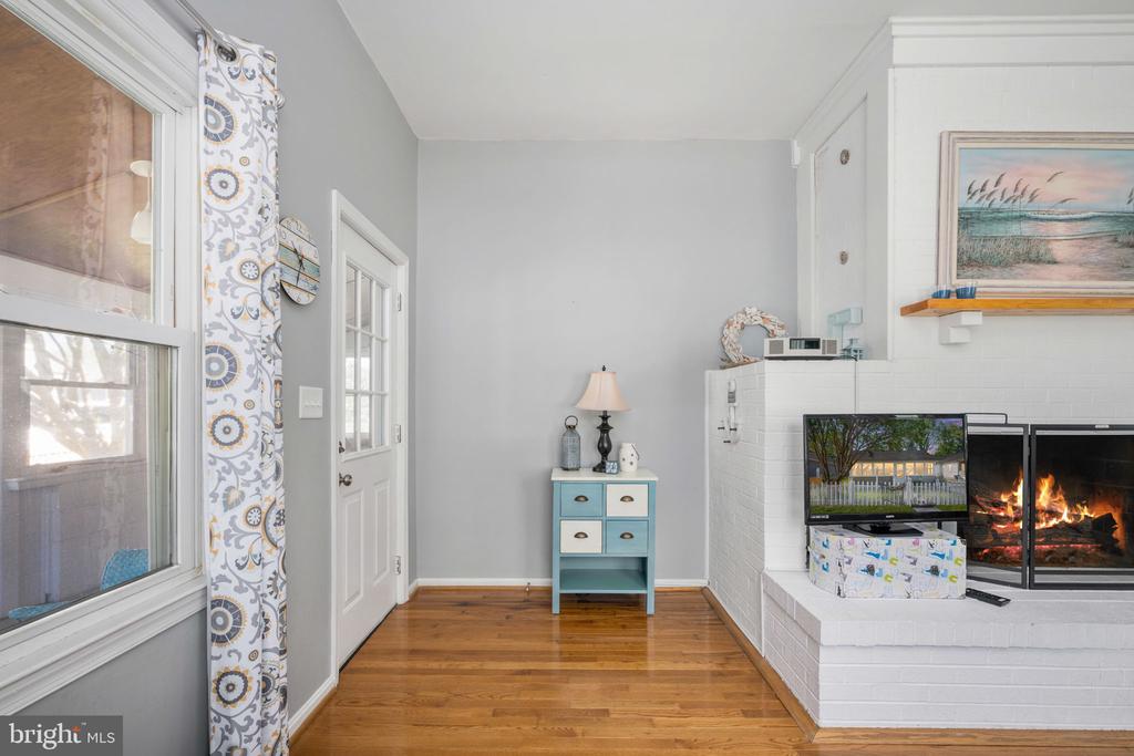 132 3RD ST