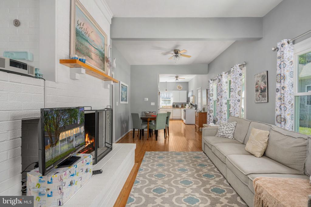 132 3RD ST