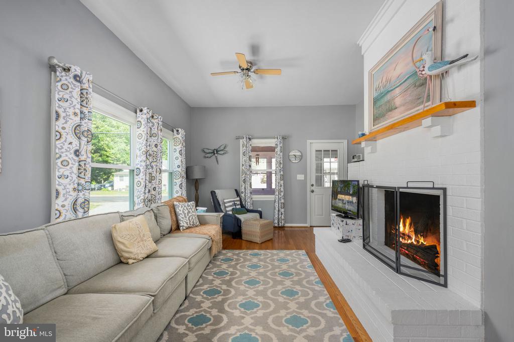 132 3RD ST