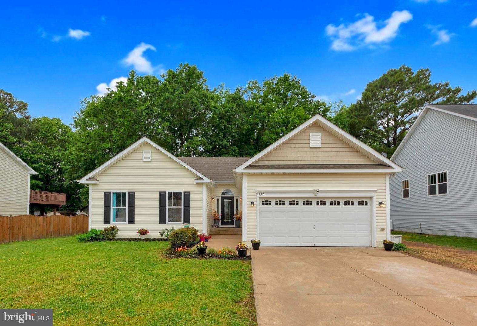 225 DOGWOOD AVENUE
