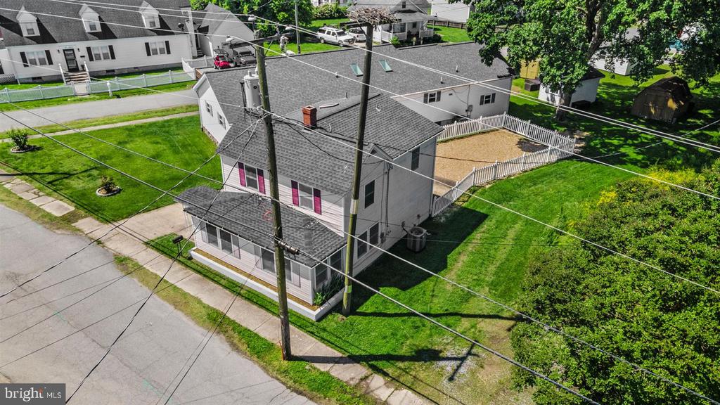 117 BANCROFT AVENUE