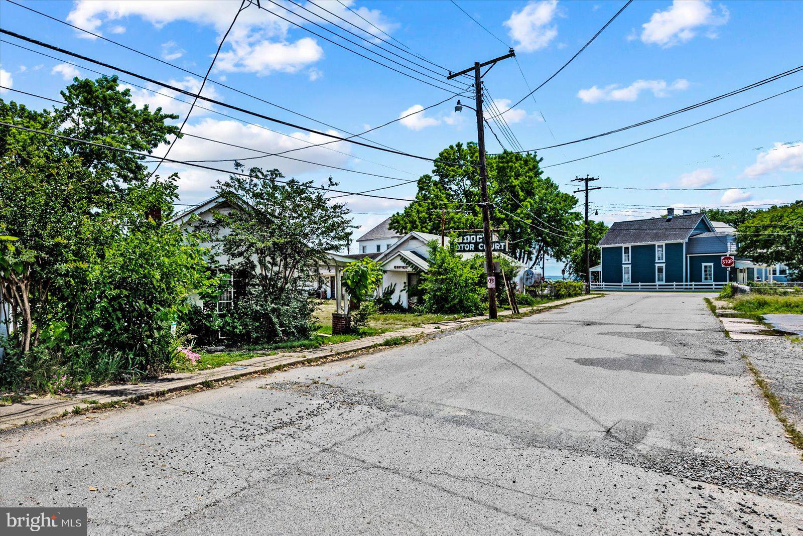 11 IRVING AVENUE N