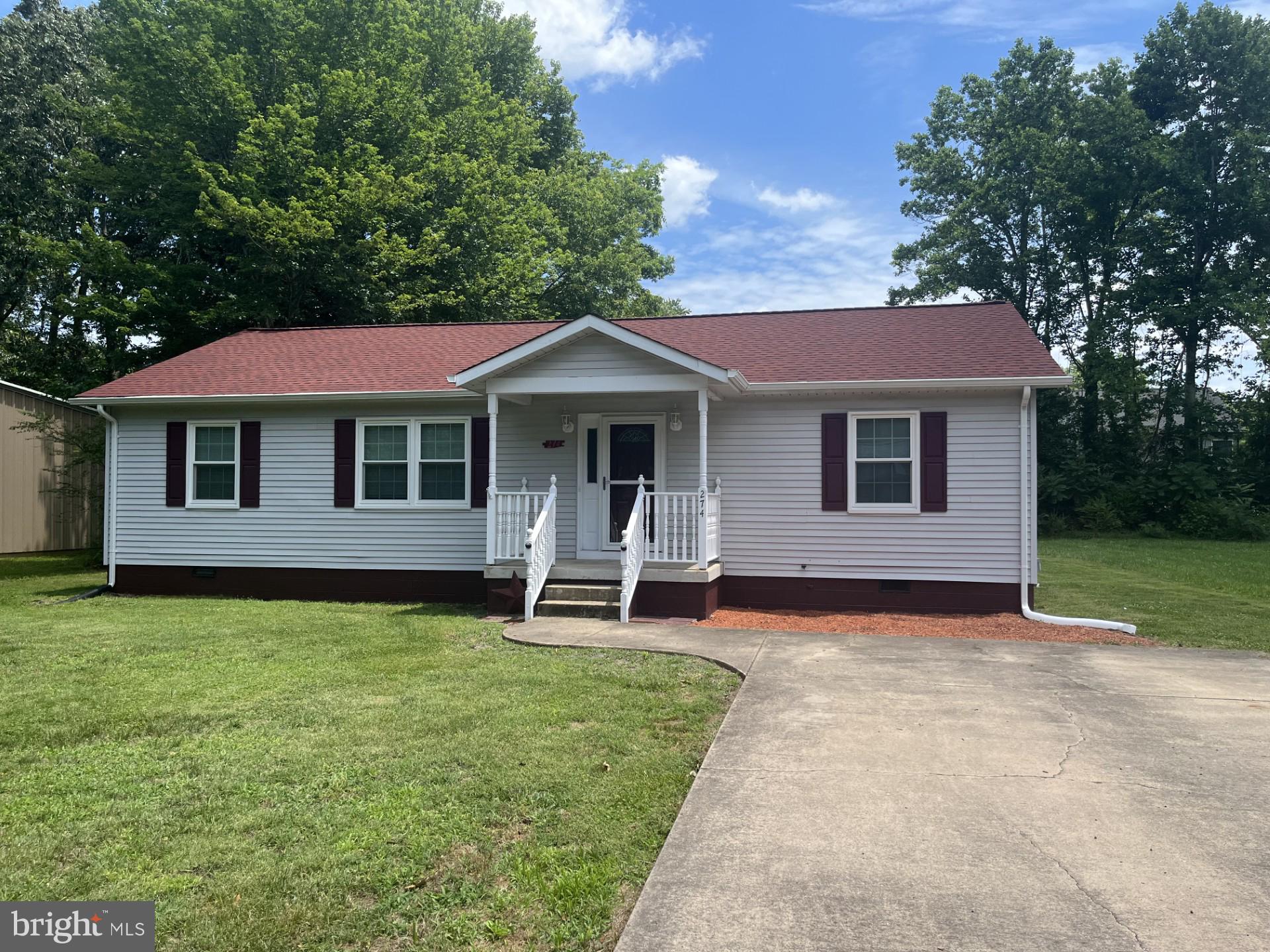 274 HOLLY WAY