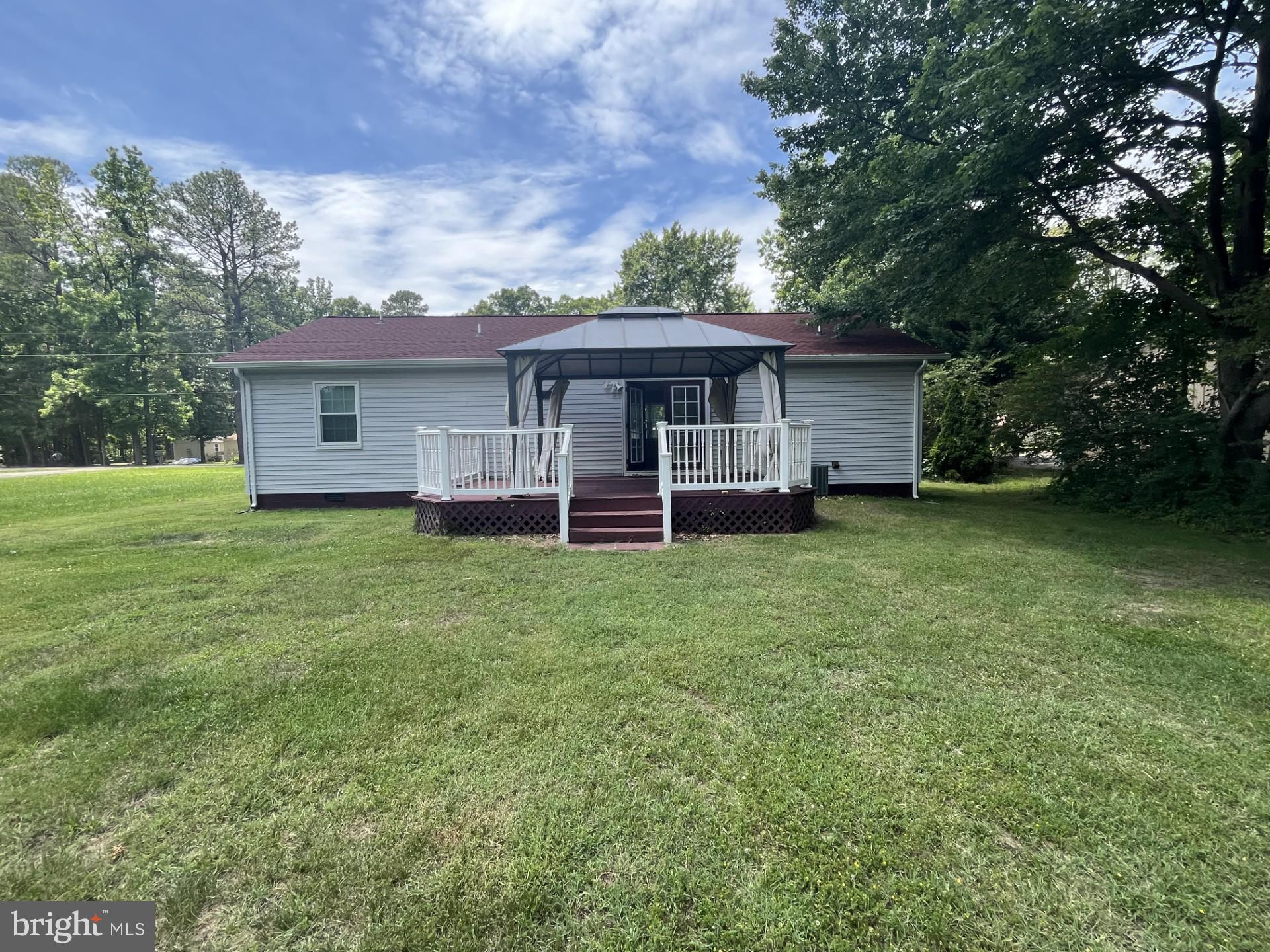 274 HOLLY WAY