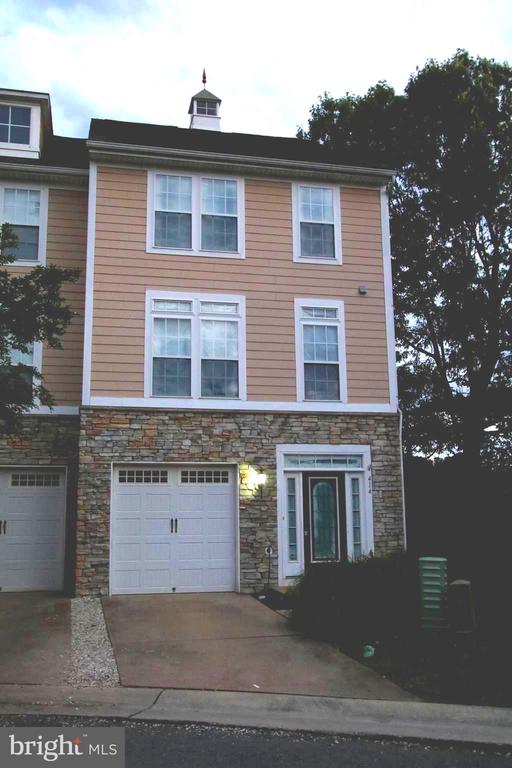 414 MONROE POINT