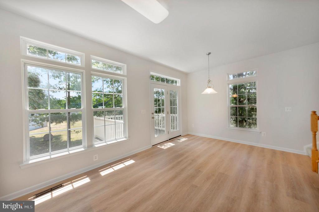 414 MONROE POINT
