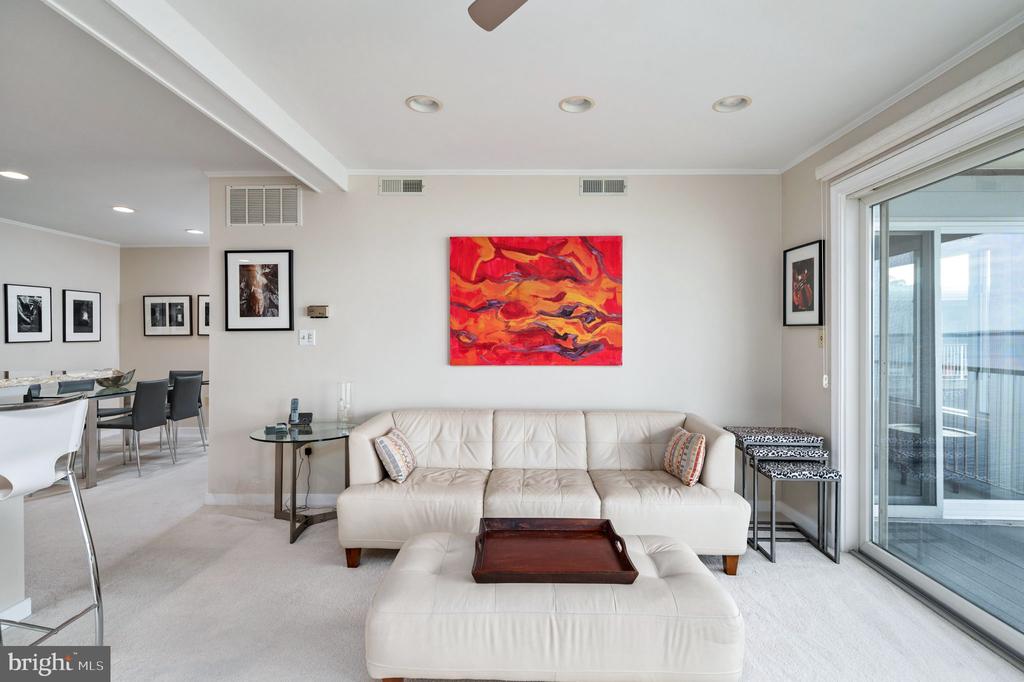 17 LINCOLN AVENUE 304
