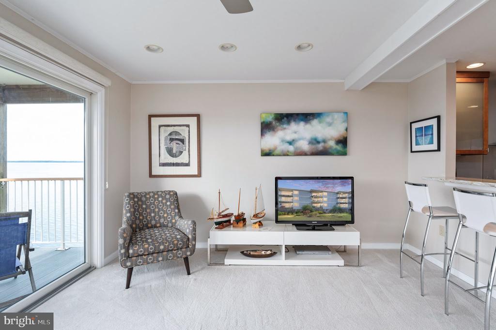 17 LINCOLN AVENUE 304