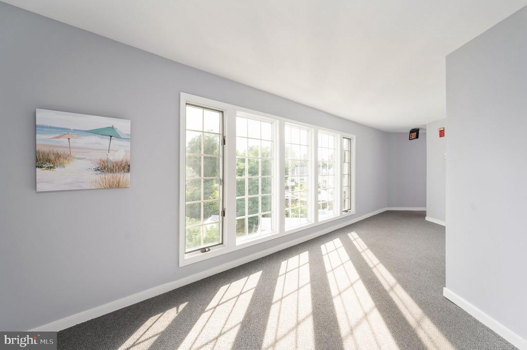17 LINCOLN AVENUE 304