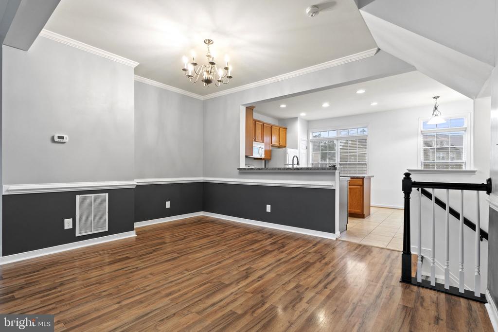 205 MONROE POINT DR.
