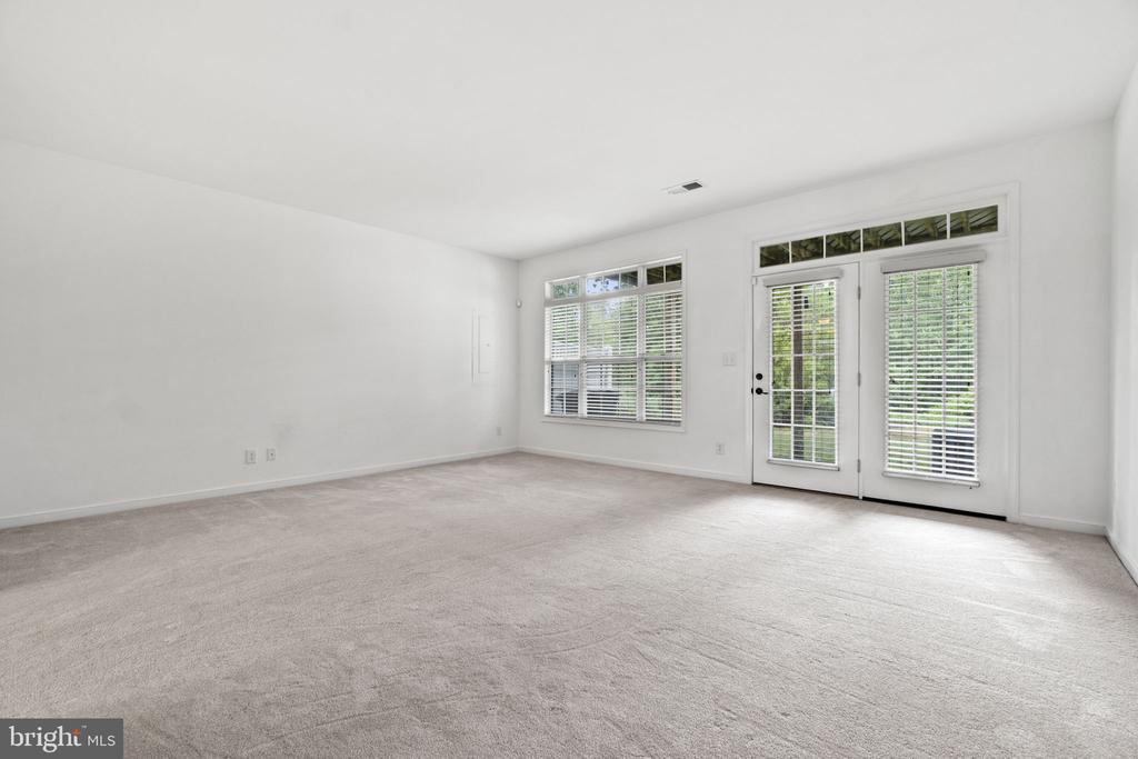 205 MONROE POINT DR.