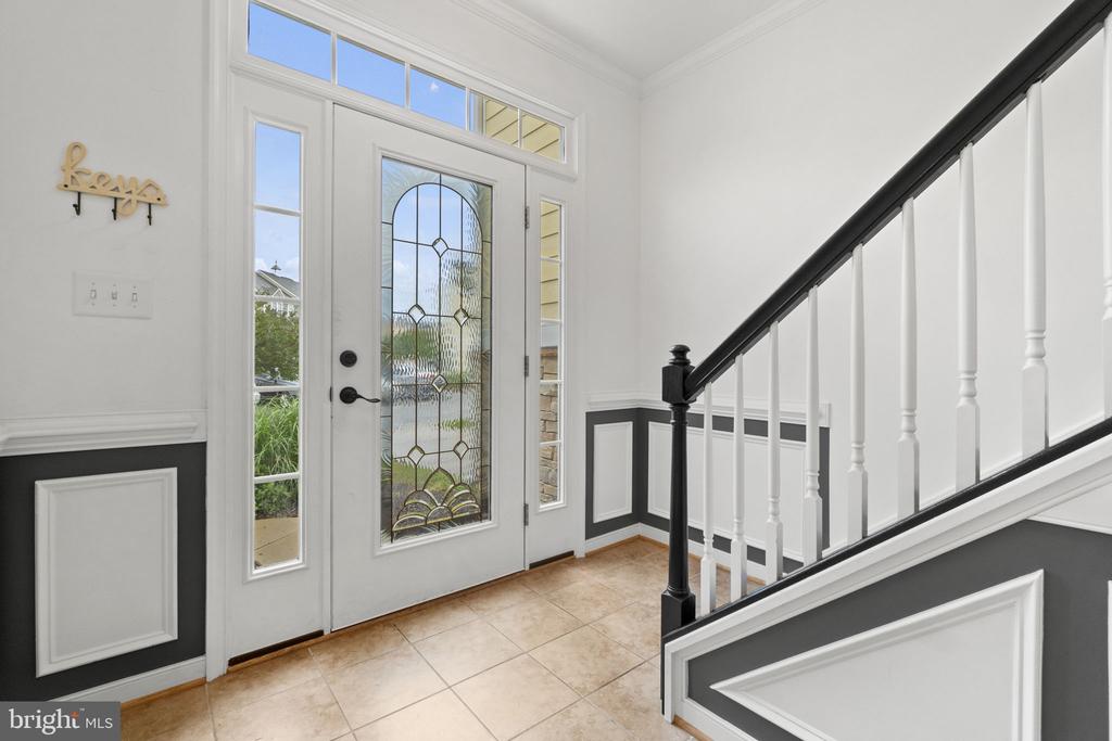 205 MONROE POINT DR.