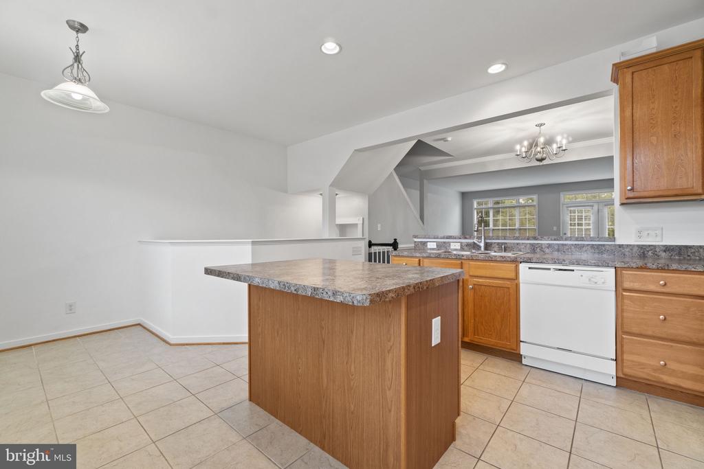 205 MONROE POINT DR.