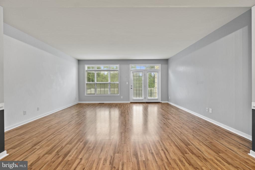 205 MONROE POINT DR.