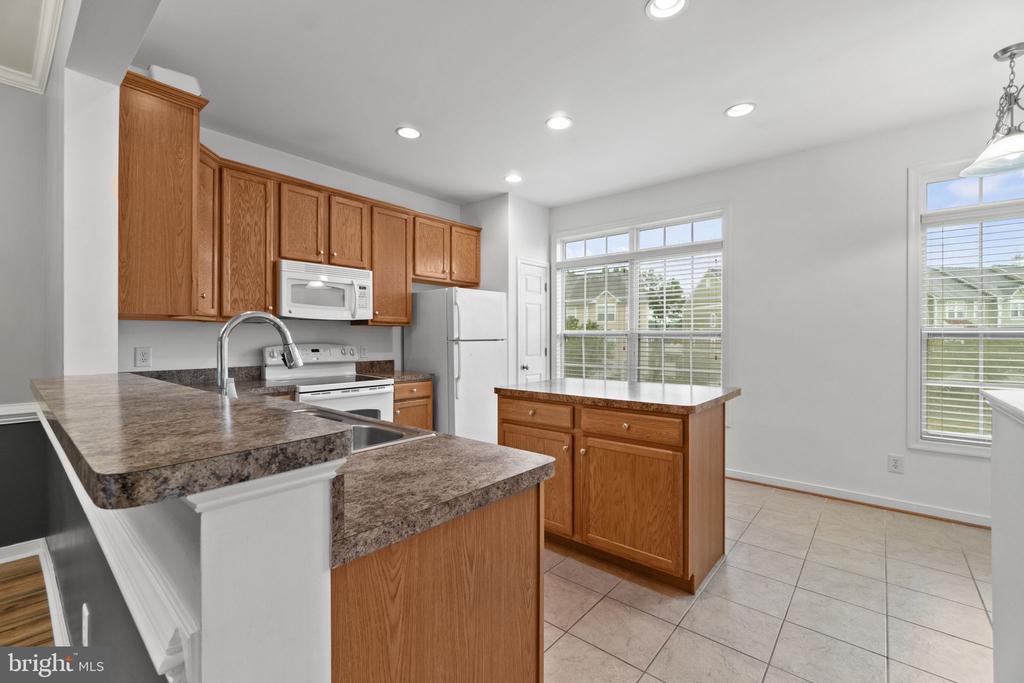 205 MONROE POINT DR.